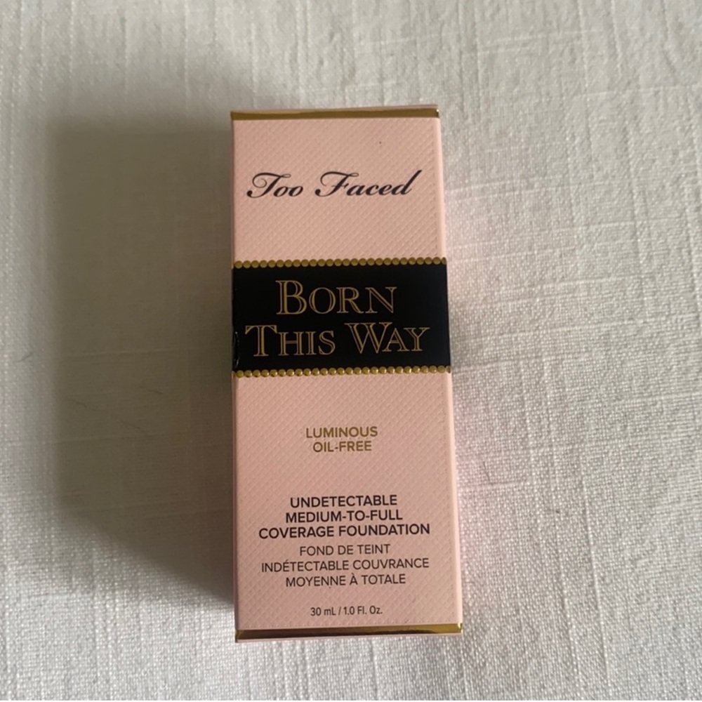 Too Faced Born This Way Foundation (Almond)